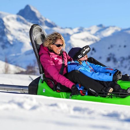 Hotel Le Refuge Alpe d'Huez Екстериор снимка